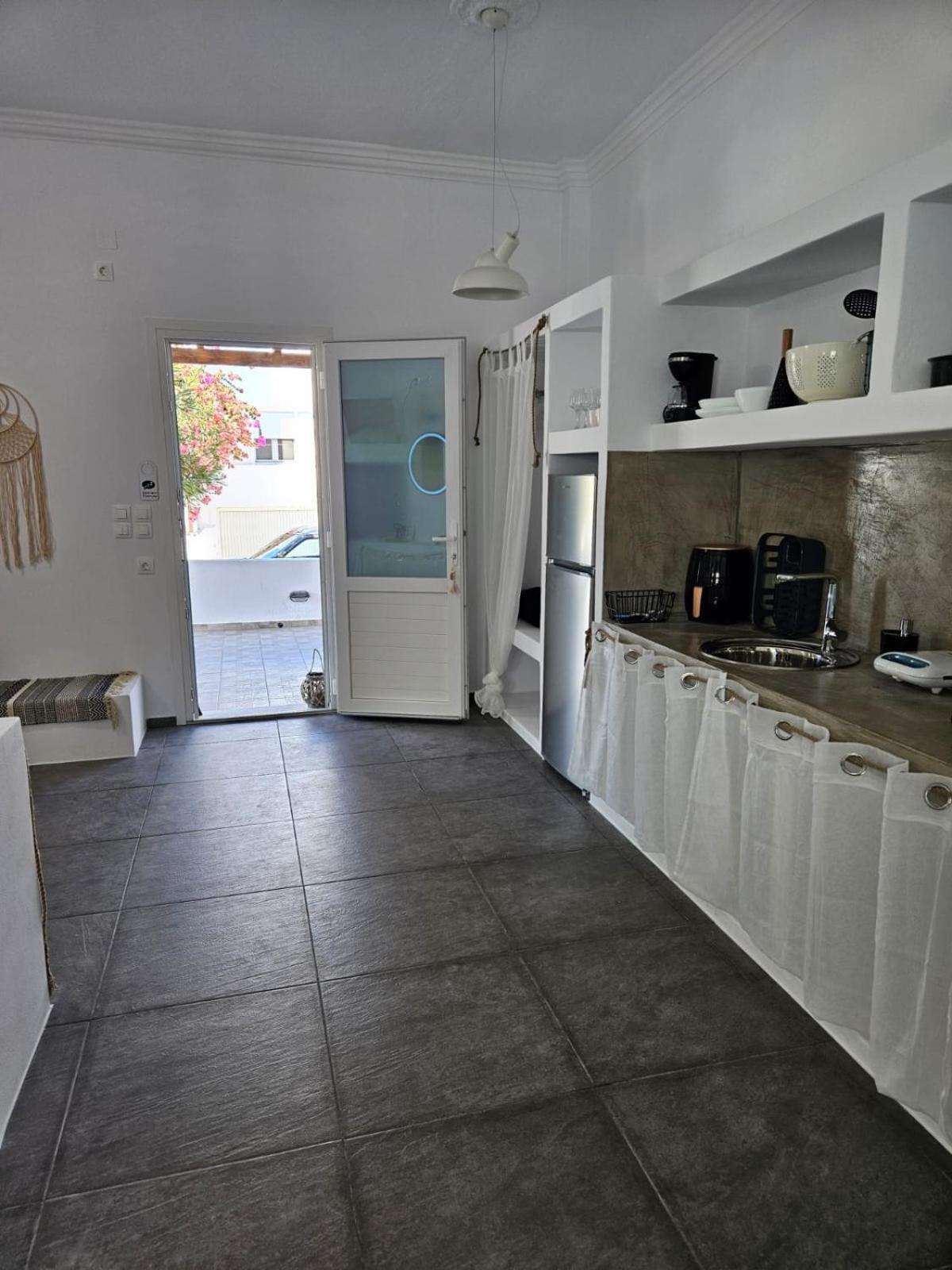 Eris Studios Adamantas  Bagian luar foto
